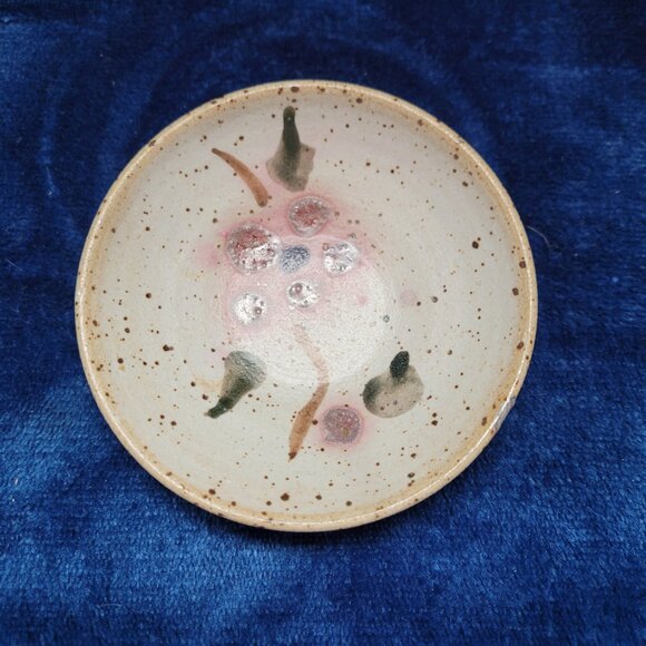 Maureen Lewis Pottery - Picture 5 of 6